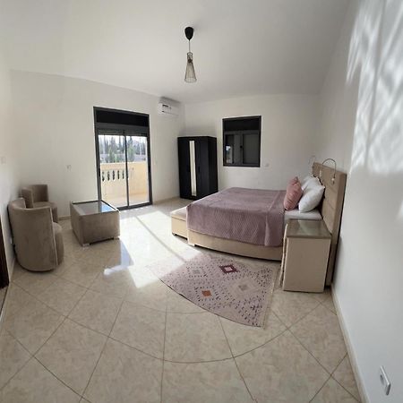 Villa Nour Al-Khalil Szavíra Kültér fotó